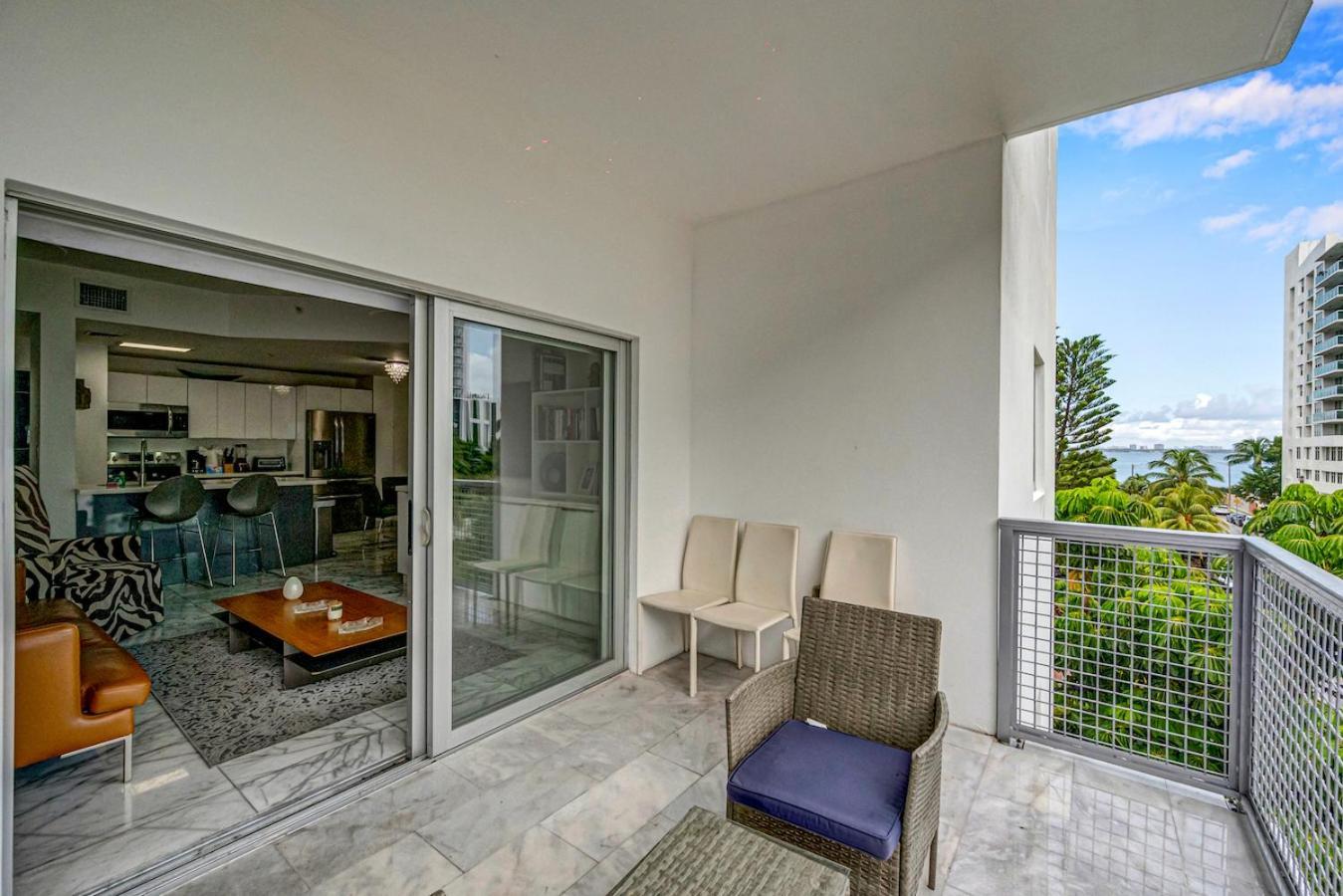 Subtle 2 Bed In Edgewater Near Downtown With Free Parking Leilighet Miami Eksteriør bilde