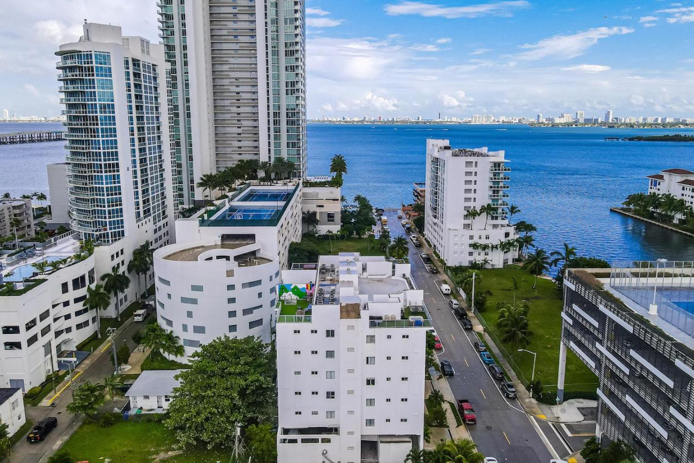 Subtle 2 Bed In Edgewater Near Downtown With Free Parking Leilighet Miami Eksteriør bilde