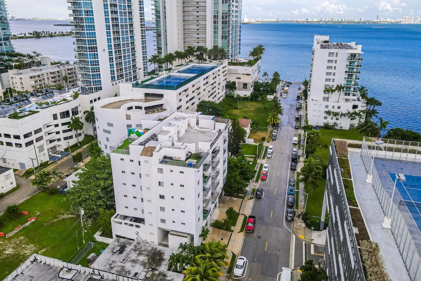 Subtle 2 Bed In Edgewater Near Downtown With Free Parking Leilighet Miami Eksteriør bilde